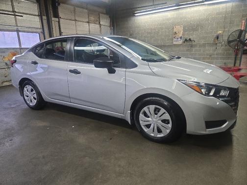 2024 Nissan Versa 1.6 S