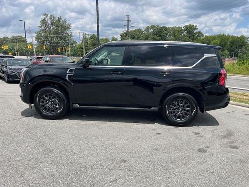 Super Blk 2026 Nissan Armada SV