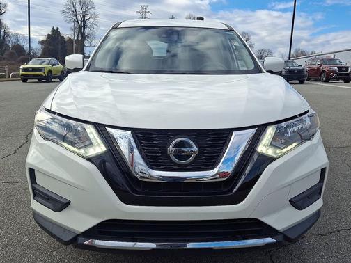 2020 Nissan Rogue S