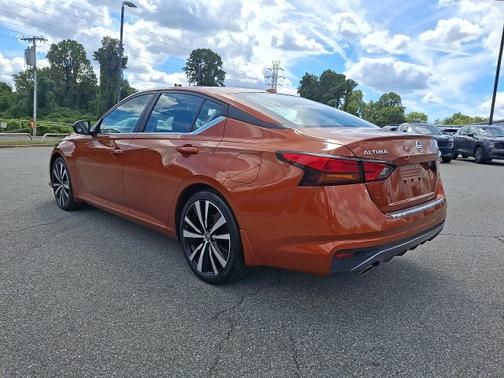 2021 Nissan Altima 2.5 SR