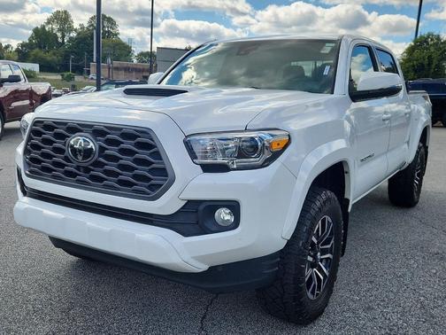 Ice Cap 2023 Toyota Tacoma TRD Sport