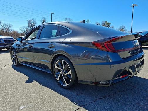 2021 Hyundai SONATA SEL Plus