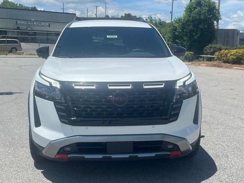 EVEREST WHT PRL 2026 Nissan Pathfinder Rock Creek