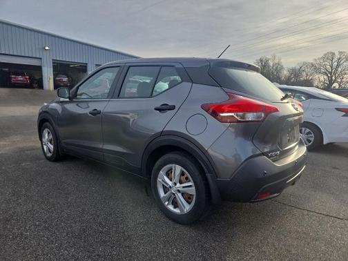 2020 Nissan Kicks S