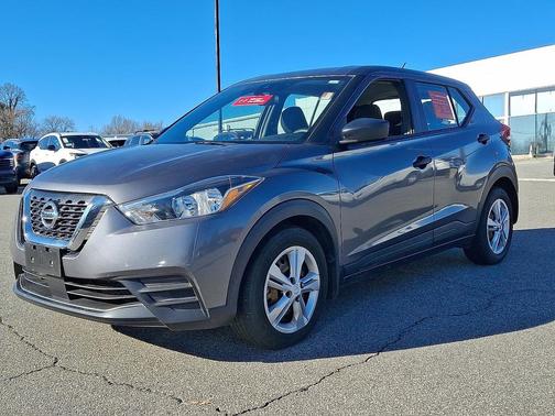 2020 Nissan Kicks S