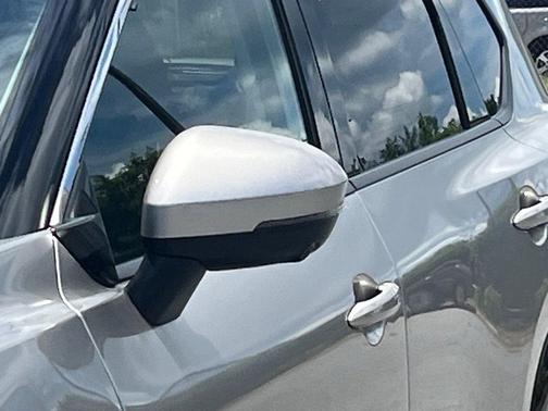 Champg Silv Met 2026 Nissan Rogue Platinum