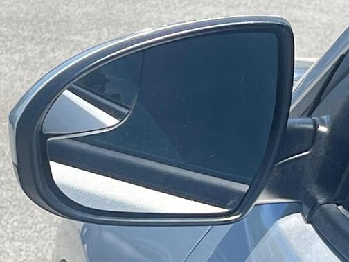 Molten Silver 2018 Hyundai TUCSON SE
