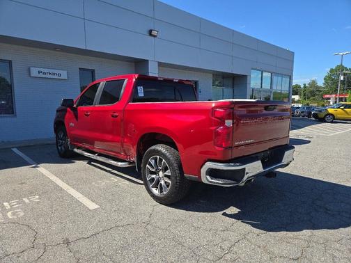 Cherry Red Tintcoat 2022 Chevrolet Silverado 1500 LT