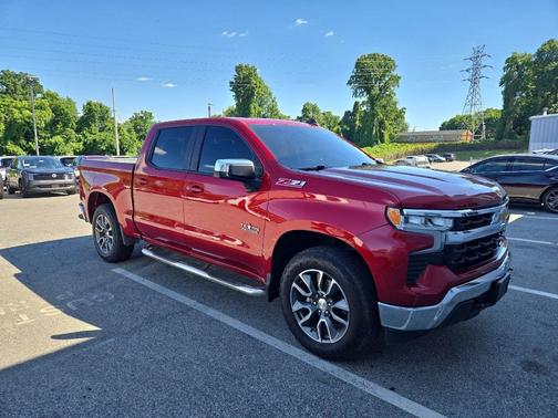 Cherry Red Tintcoat 2022 Chevrolet Silverado 1500 LT