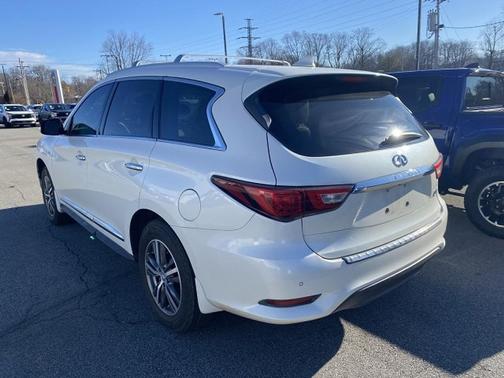 2016 INFINITI QX60 Base