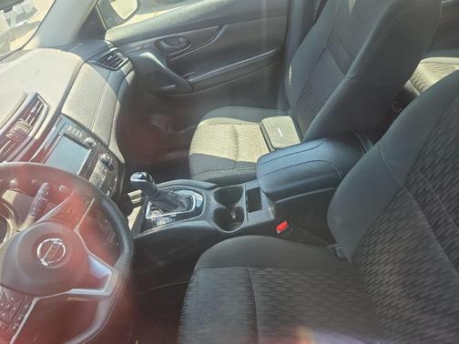 Gun Metallic 2020 Nissan Rogue S