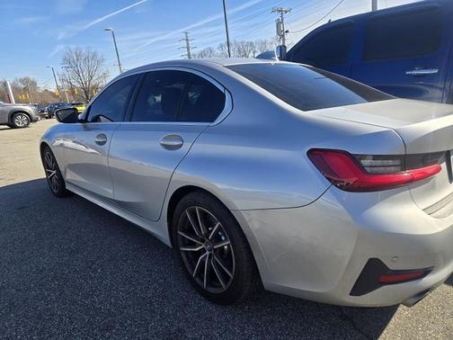 2019 BMW 330 330i