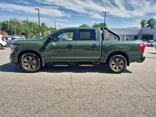 Tactical Green Metallic 2024 Nissan Titan SV
