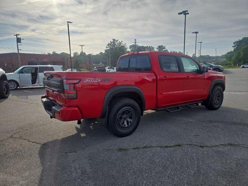 Red Alert 2026 Nissan Frontier PRO-4X