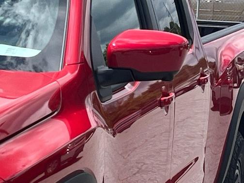 Red Alert 2026 Nissan Frontier PRO-4X