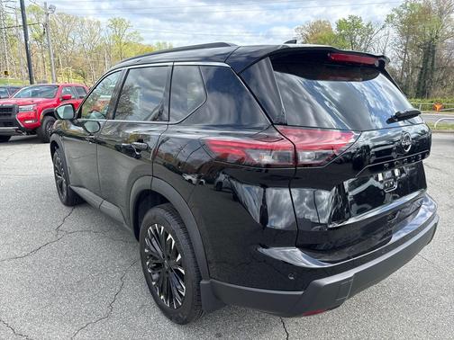 Super Black 2026 Nissan Rogue Dark Armor