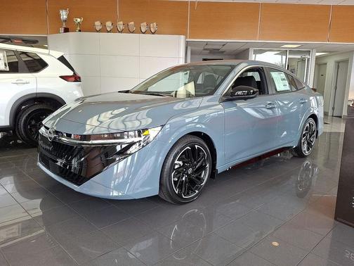 2026 Nissan Sentra SR