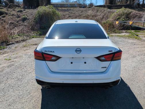 2025 Nissan Altima SR AWD