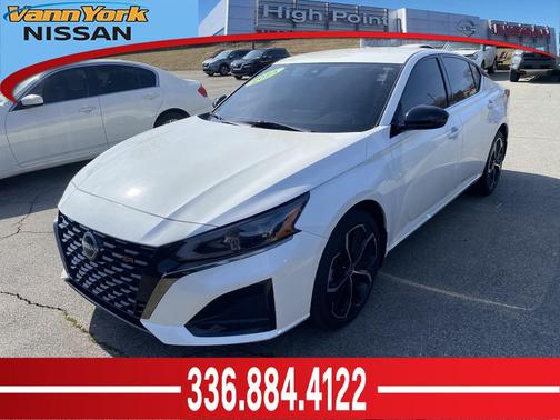 2025 Nissan Altima SR AWD