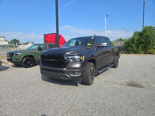 Granite Crystal Metallic Clearcoat 2020 RAM 1500 Big Horn/Lone Star
