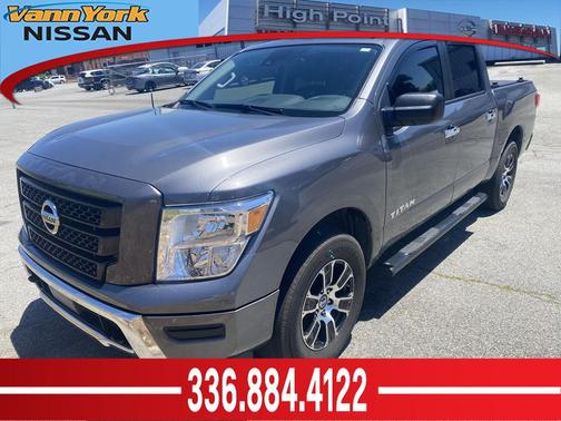 Gun Metallic 2021 Nissan Titan SV