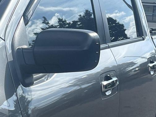 Gun Metallic 2021 Nissan Titan SV