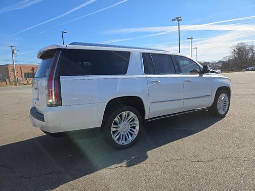 2017 Cadillac Escalade ESV Platinum