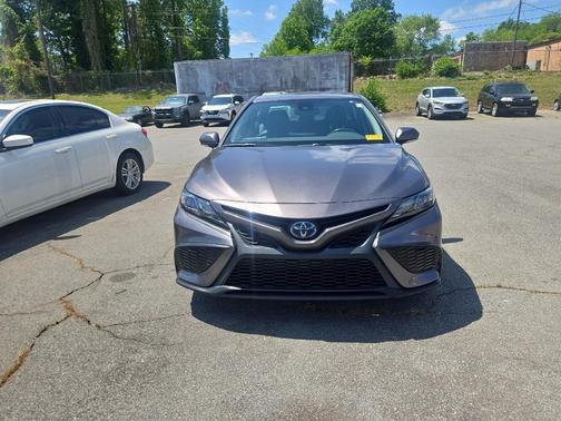 -SELECT- 2024 Toyota Camry Hybrid SE