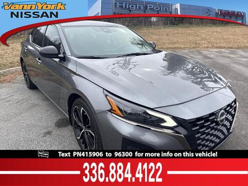 2023 Nissan Altima SR FWD