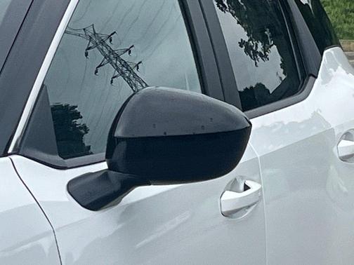 Aspen Wht Trico 2026 Nissan Kicks SV