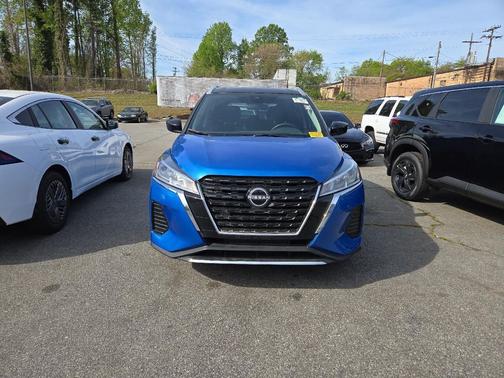 2024 Nissan Kicks SV