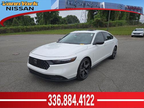 Platinum White Pearl 2024 Honda Accord Hybrid Sport