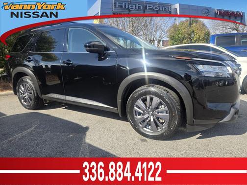 2022 Nissan Pathfinder SV 2WD