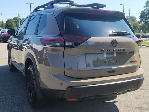 Baja Storm Met 2026 Nissan Rogue Rock Creek