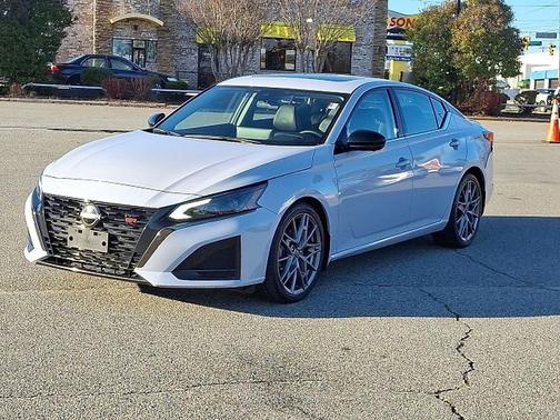 2024 Nissan Altima SR VC-Turbo FWD