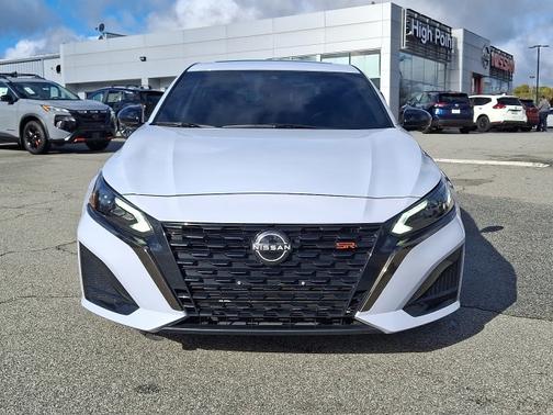 2023 Nissan Altima 2.0 SR