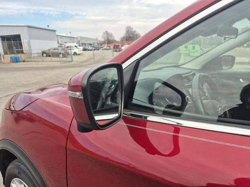 2019 Nissan Rogue Sport SV