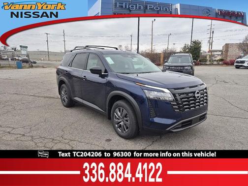 2026 Nissan Pathfinder SV