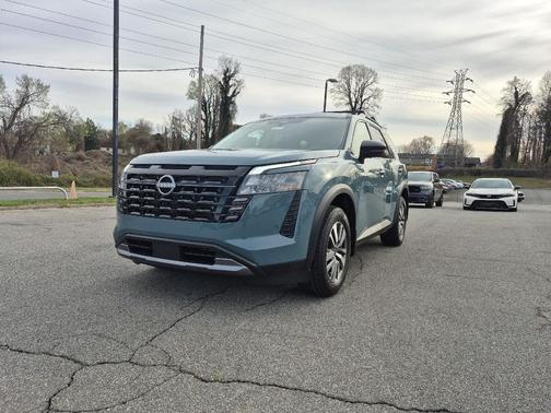 Baltic Teal 2026 Nissan Pathfinder SL