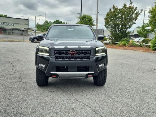 SUPER BLK 2026 Nissan Frontier PRO-4X