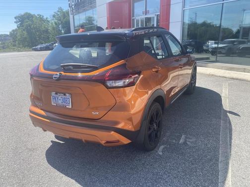 Monarch Orange Metallic/Super Black 2024 Nissan Kicks SR