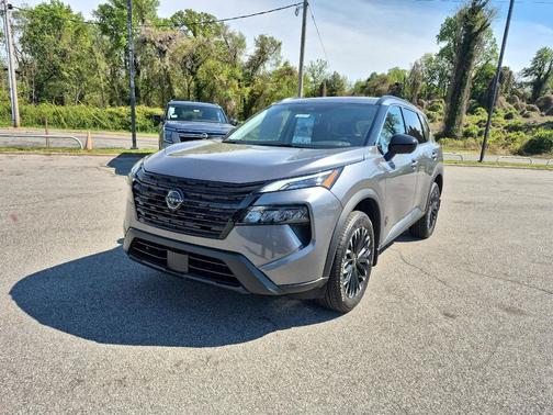 GUN MET 2026 Nissan Rogue Dark Armor