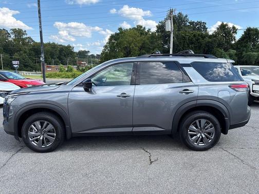Gun Met 2026 Nissan Pathfinder SV