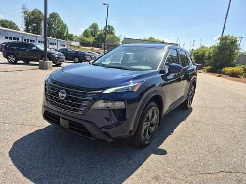 DP OCEAN BLU PR 2026 Nissan Rogue SV