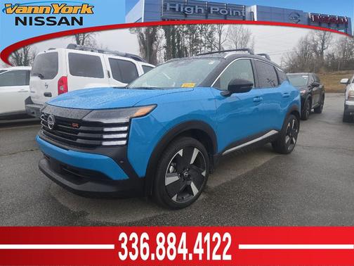 2025 Nissan Kicks SR