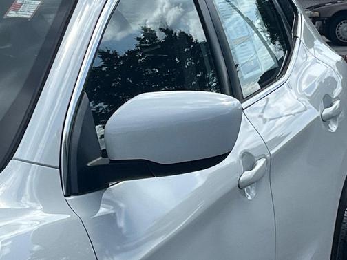 Glacier White 2021 Nissan Rogue Sport S