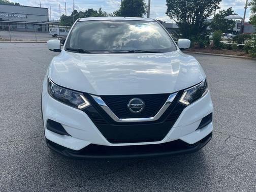 Glacier White 2021 Nissan Rogue Sport S