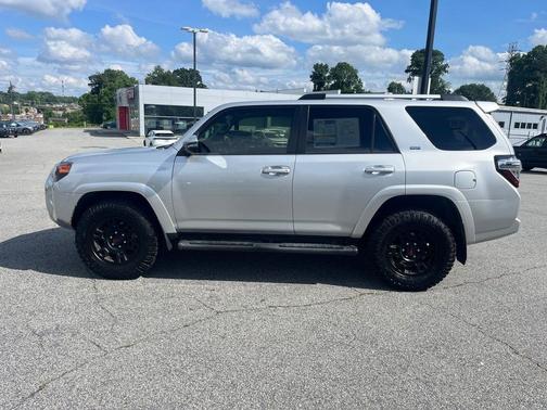 Classic Silver Metallic 2021 Toyota 4Runner SR5 Premium
