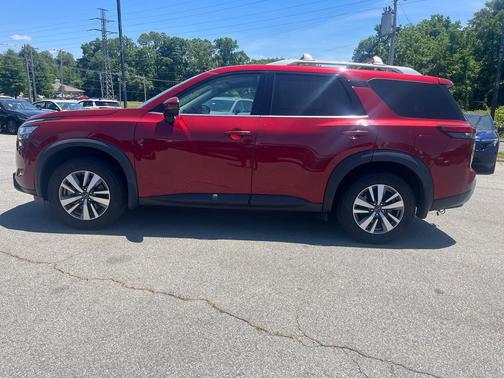 Scarlet Ember Tintcoat 2023 Nissan Pathfinder SL FWD