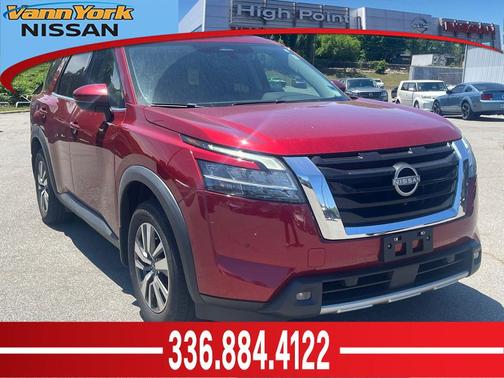Scarlet Ember Tintcoat 2023 Nissan Pathfinder SL FWD